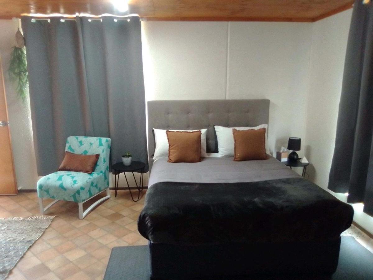 מלון סטאנטהורפה Granite Belt Cabins מראה חיצוני תמונה